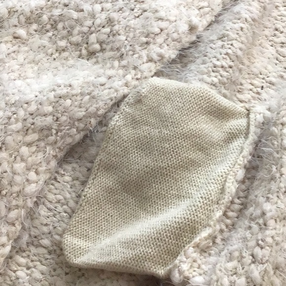 DESIGN LAB BEIGE LONG SWEATER SIZE Small petite - Picture 3 of 8